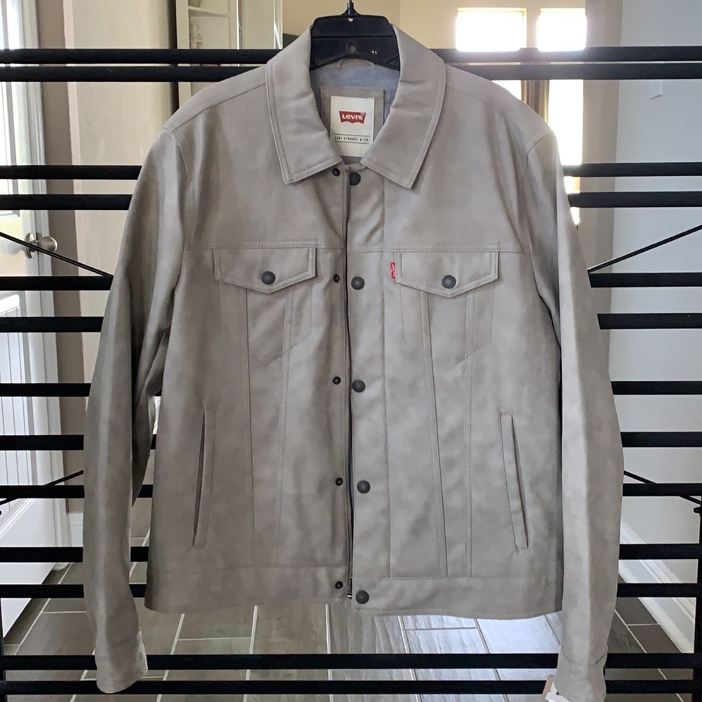Levi’s Suede Trucker Jacket NWT